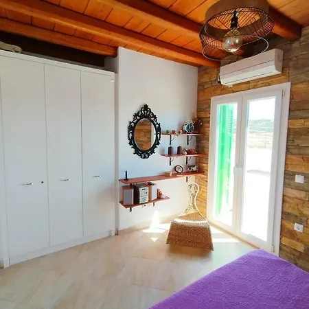 Namaste Adamantas (Milos)