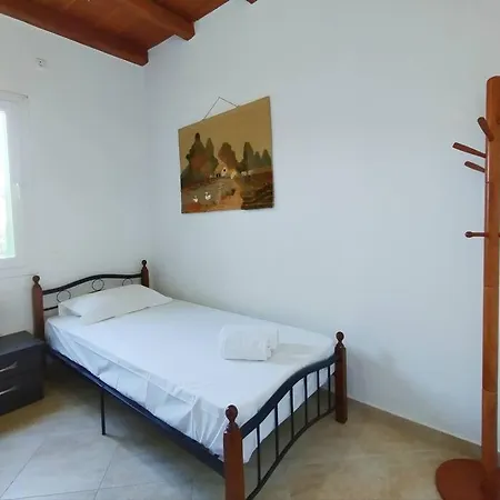 Namaste Hotel 4*