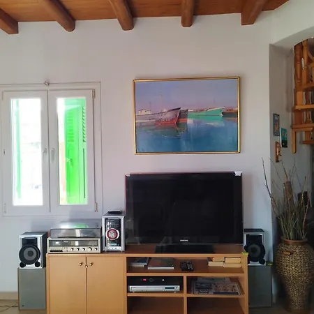 Namaste Hotel Adamantas (Milos)